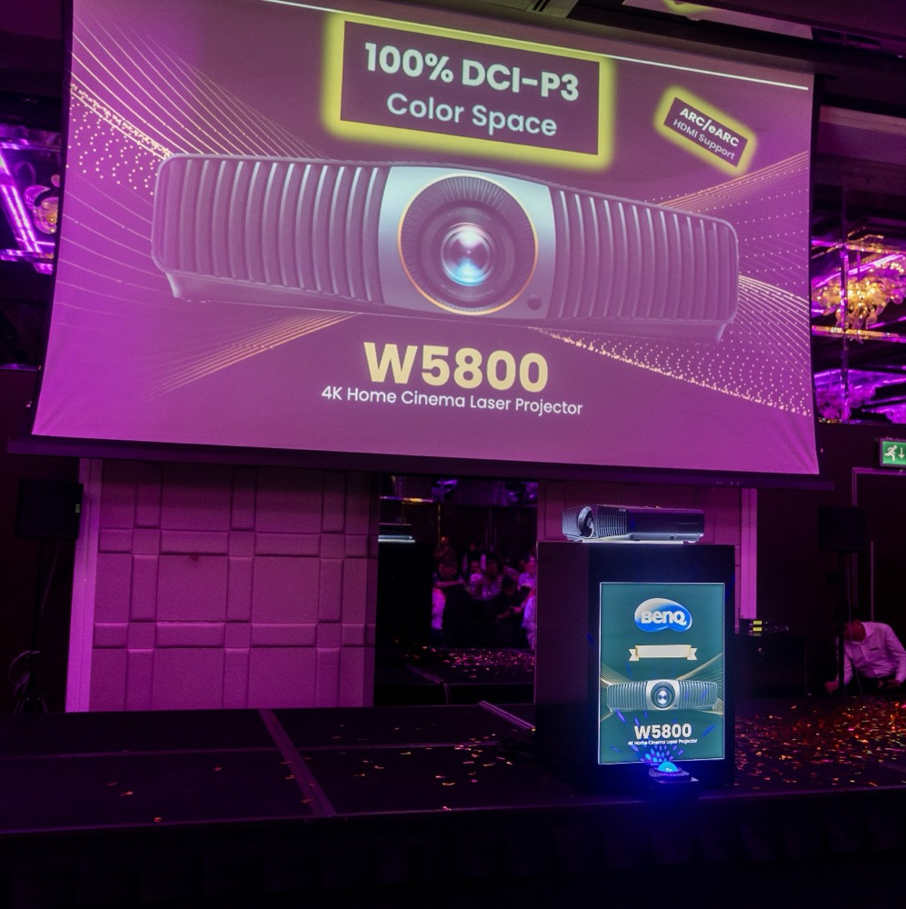 بينكيو تقدم جهاز العرض بالليزر W5800 True 4K فائق الدقة إلى أسواق الإمارات