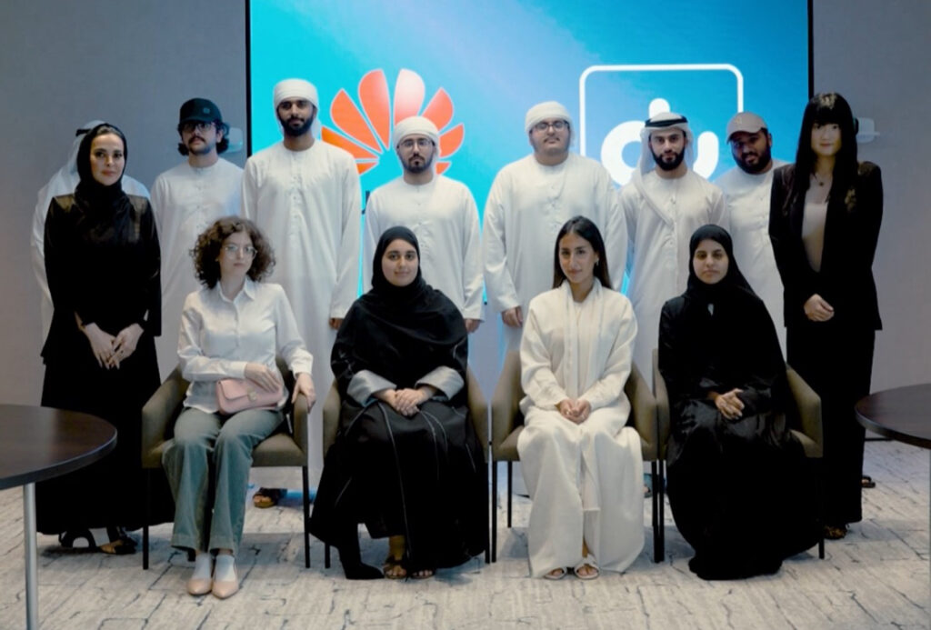 du and Huawei partnership empowers Emirati youth through exclusive educational visit